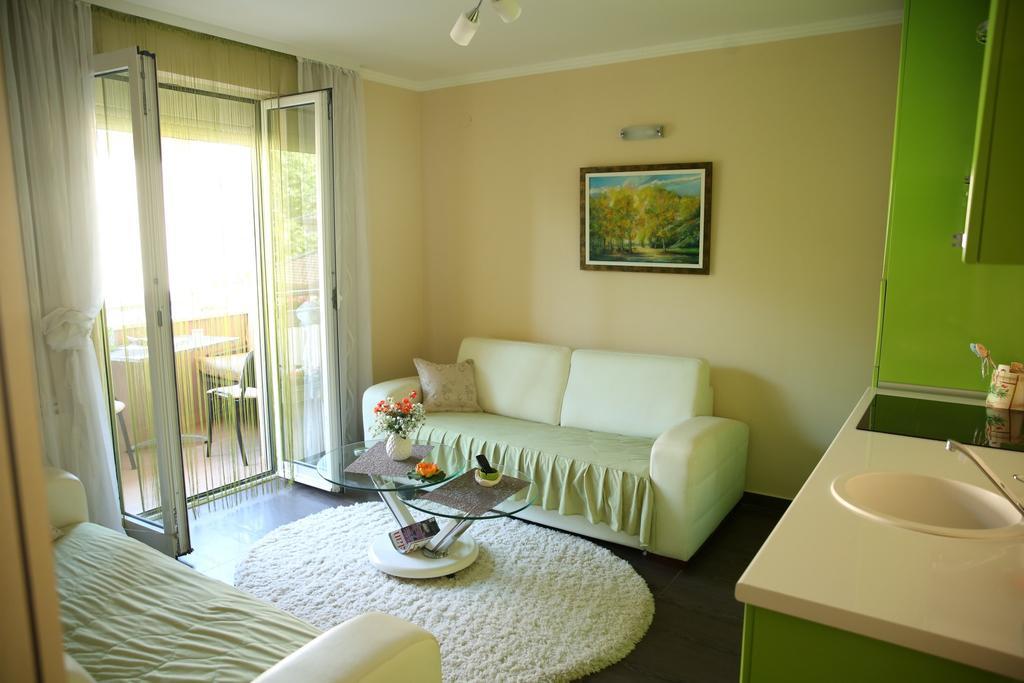 Apartments Lukic Vrnjacka Banja Bagian luar foto